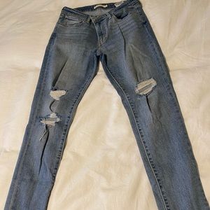 Levi’s 721 High Rise Skinny Jean